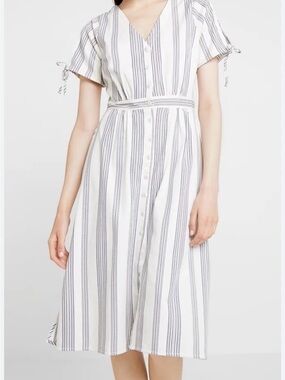 Madewell White and Navy Striped Midi Dress